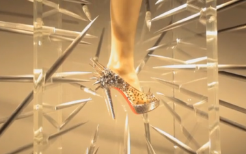 FELIZ CUMPLEAÑOS LOUBOUTIN