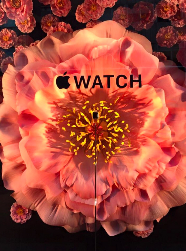 revista-magazine-visualmerchandising-escaparatismo-retail-design-selfridges-apple-watch-vishopmag-004