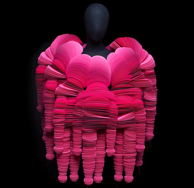 revista-magazine-visualmerchandising-escaparatismo-retail-pop-up-store-utopianbodies-vishopmag-002