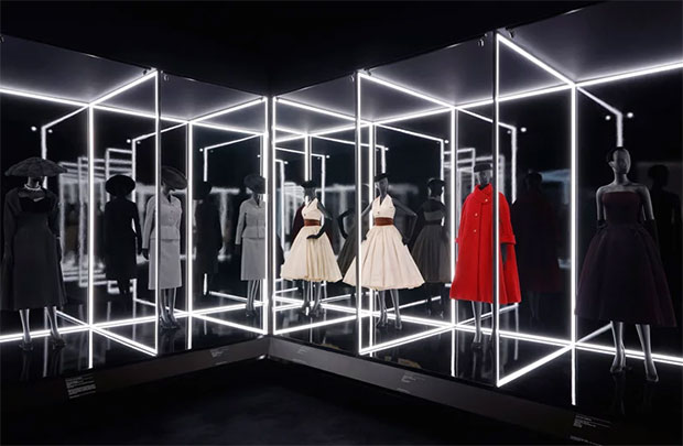 vishopmag-revista-escaparates-escaparatismo-visualmerchandising-christian-dior-disenador-de-suenos-004