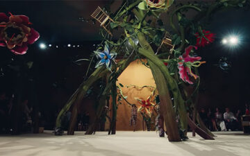 CHANEL TRANSFORMA LA ALTA COSTURA EN UN CUENTO DE HADAS CONTEMPORÁNEO CHANEL TRANSFORMA LA ALTA COSTURA EN UN CUENTO DE HADAS CONTEMPORÁNEO