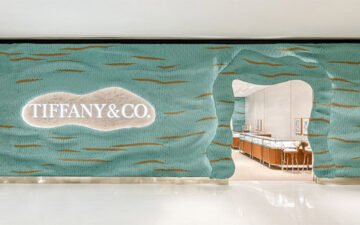 TIFFANY & CO. EN MODO POP-UP: UNA JOYERÍA TEJIDA TIFFANY & CO. EN MODO POP-UP: UNA JOYERÍA TEJIDA